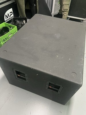 JBL SRX728S 6400W Dual 18
