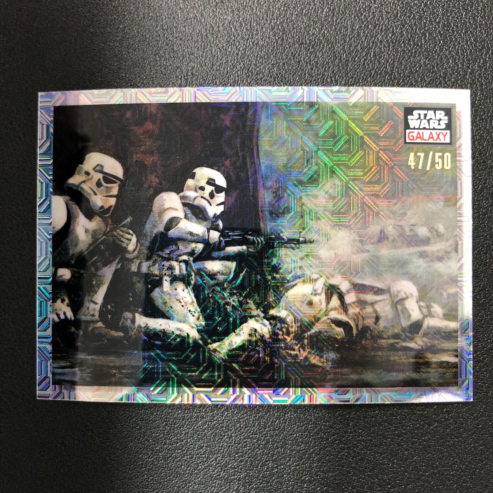 2023 Topps Chrome Star Wars Galaxy #94 Pinned Down Mojo Refractor /50 yingf77