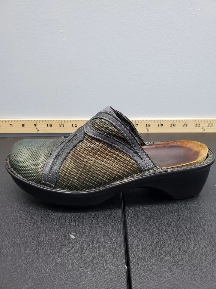 Zapatos zuecos iridiscentes Naot Moidova para mujer US8 EU39 marrón verde cómodos sin cordones Foto 4 de 4
