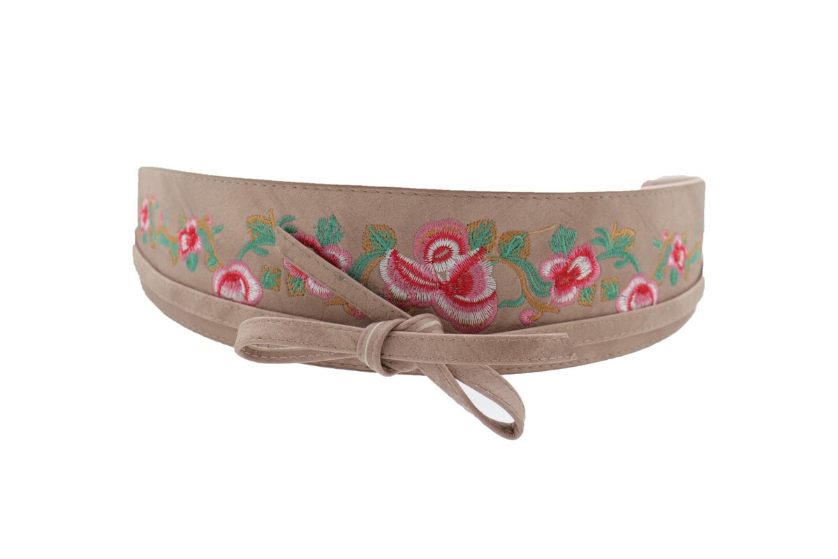 Cream Leather FlowerFlower Belt Flower Leather Belt in Cream Color. Waist, Overall or Dress  main image 4