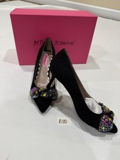 Betsey Johnson AXLE Black Embellished Bow Heels Size 7   NIB