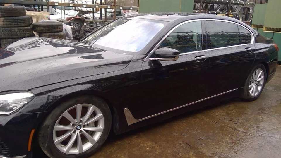 Pinza de pasajero trasera sin freno deportivo compatible con BMW 740i 743451 16-19 Foto 3 de 4