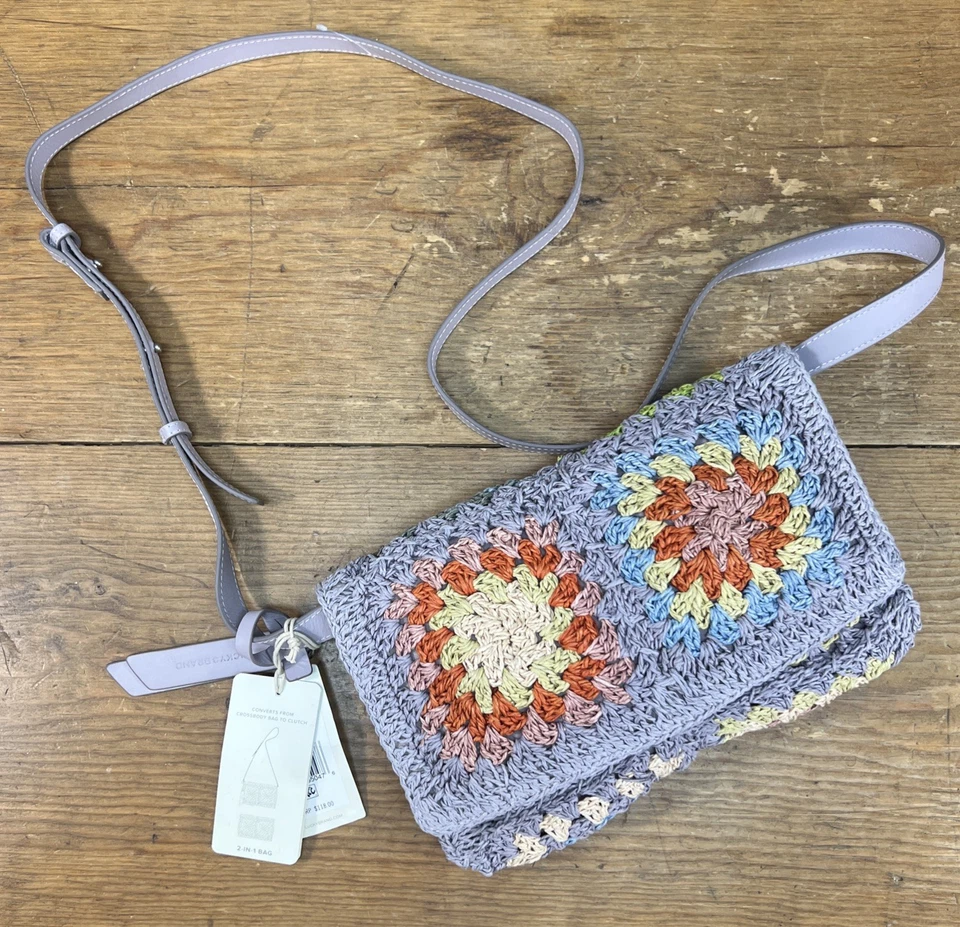 Bolso Bandolera Lucky Brand Boho Floral de Paja para Bolso sin asas S Lila Precio de venta sugerido por el fabricante $118.00 Foto 3 de 4