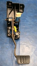 2005-2009 Ford Mustang Automatic Brake Pedal Assembly Oem