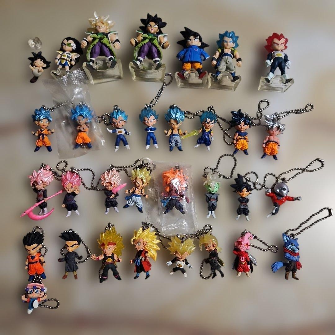DRAGON BALL Figura Llavero Lote de 32 Set Venta Raditz Gohan Vegeta Majin Buu