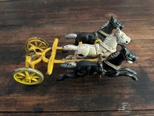 Antique Kenton 334 1940s Cast Iron Horse Drawn Ladder Truck Wagon