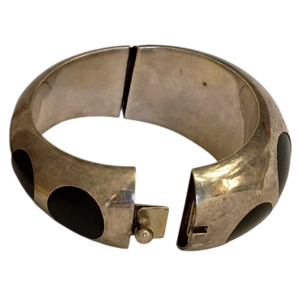 124.9gr!Ballesteros Taxco Mexico Mod Sterling Obsidian Polka Dot Bangle Bracelet - image 3 of 4