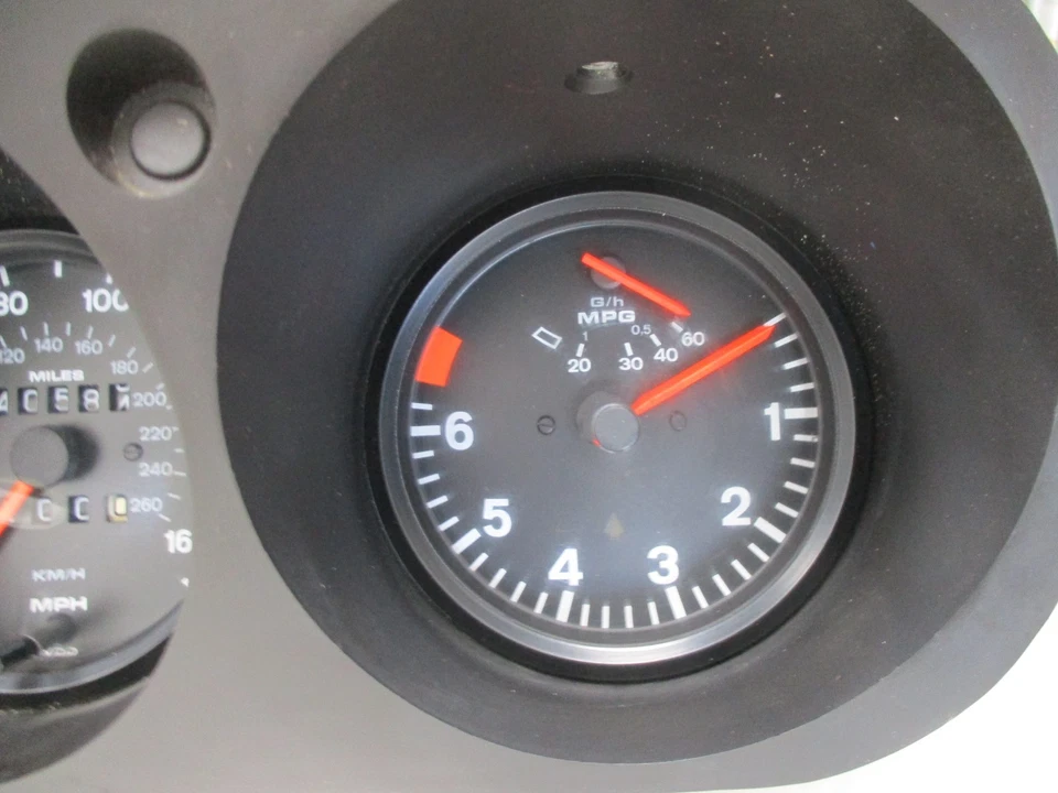 VDO PORSCHE 1987 924-S 160 MPH SPEEDOMETER  40,584  DASH GAUGE CLUSTER UNTESTED - Image 4 of 4