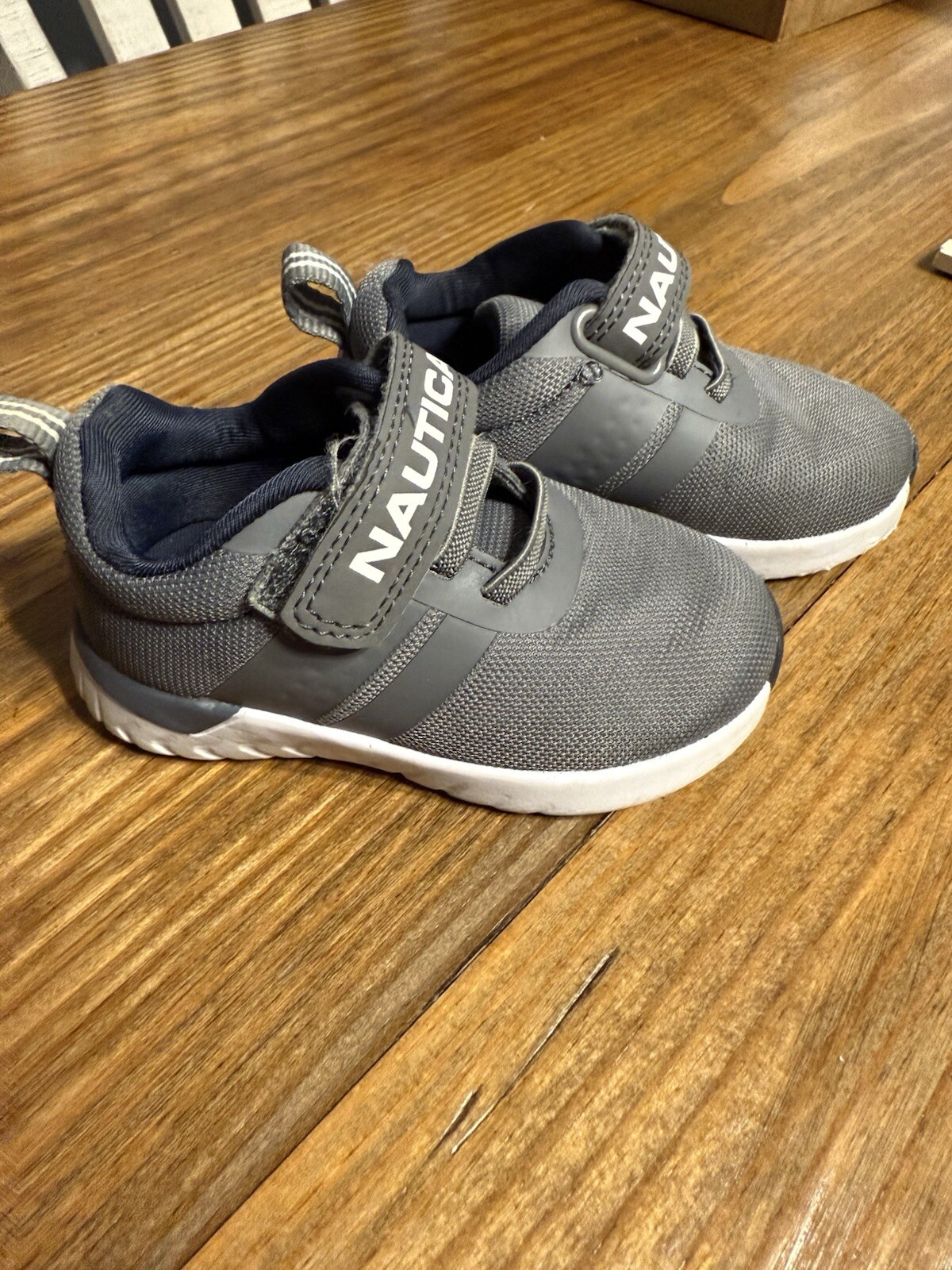 Size 5 Grey Lightweight Comfortable Shoes