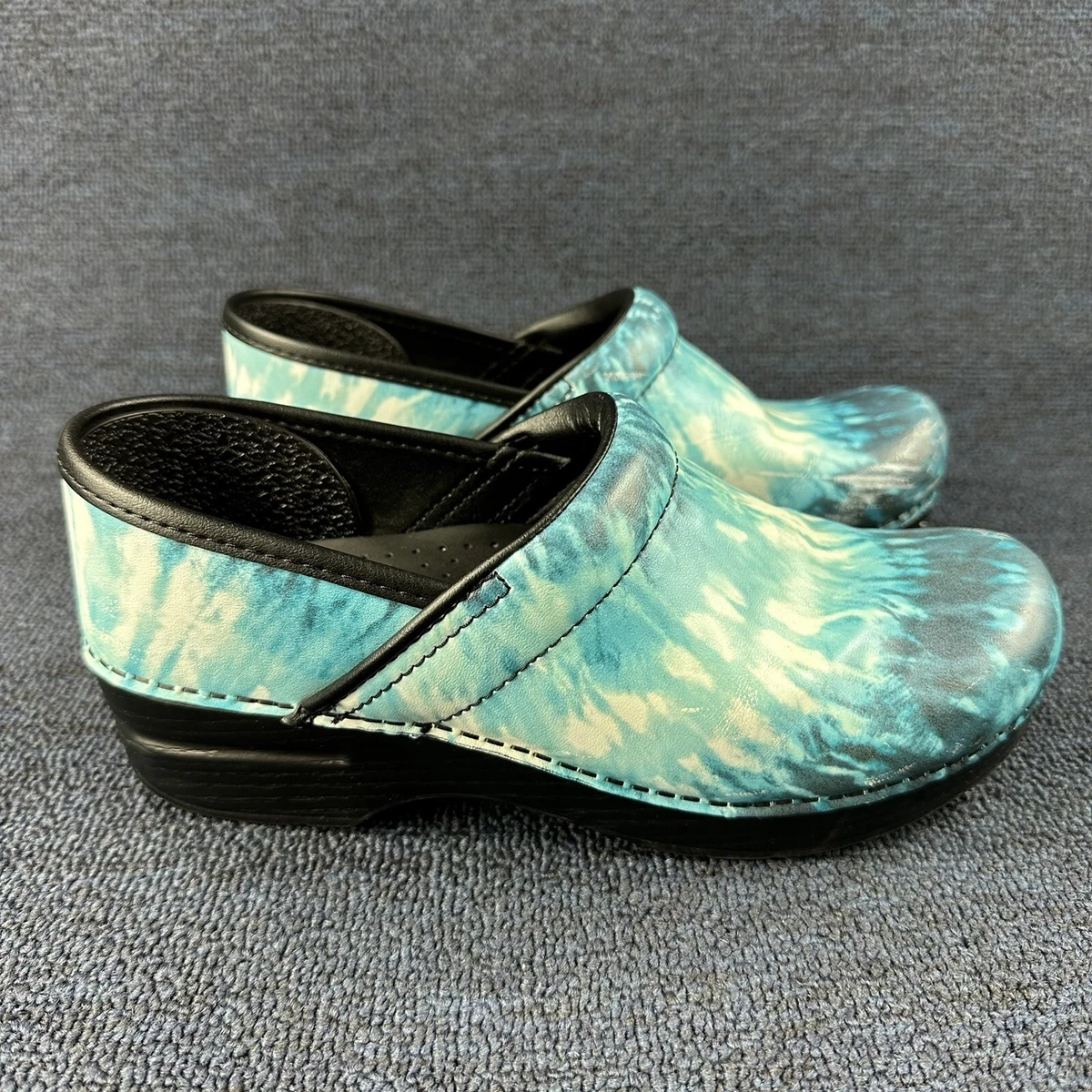 Tie clearance dye dansko