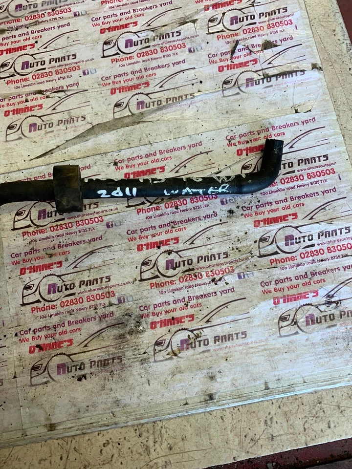 Труба водяного охлаждения 2011 Audi A3 1,6 TDI - Изображение 2 из 4