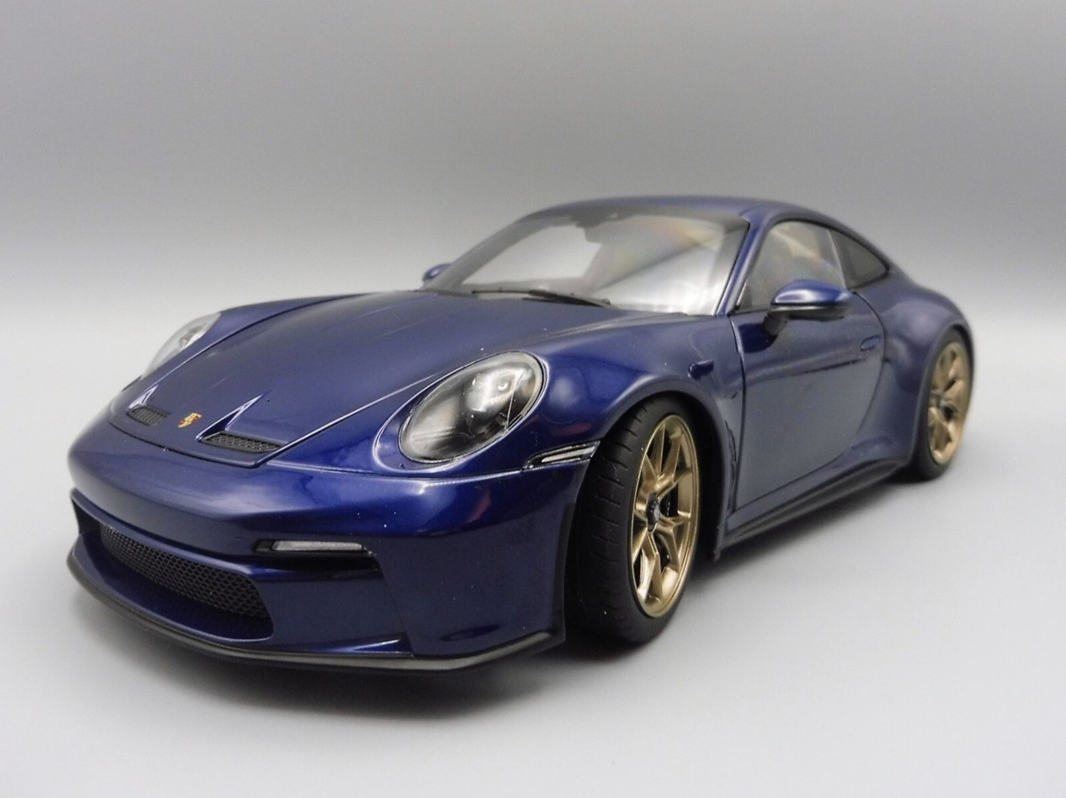 Porsche 911 GT3 2021 1/18 Norev 187302 992 GT 3 Type 992 
