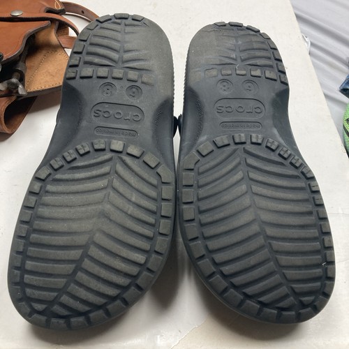 Crocs Black Men’s Size 6 Women’s Size 8 Classic Basic Comfort - Picture 6 of 7