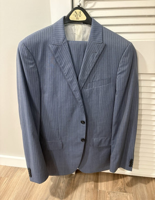 Joseph Abboud Men s Blue Pinstripe Wool 2-Piece Suit 40R 34R Inner Pockets