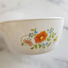 Corningware 2.5 cup 70s white cooling pot matching clear glass lid retro floral