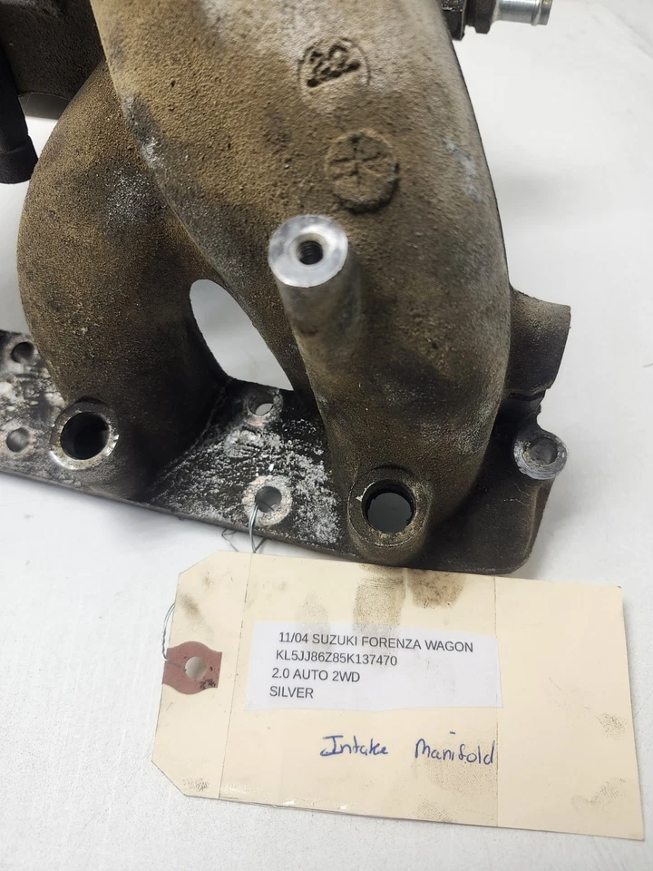 Conjunto colector de admisión motor Suzuki Forenza Wagon 2.0 2004-2005. GM 92062498/697 Foto 2 de 4