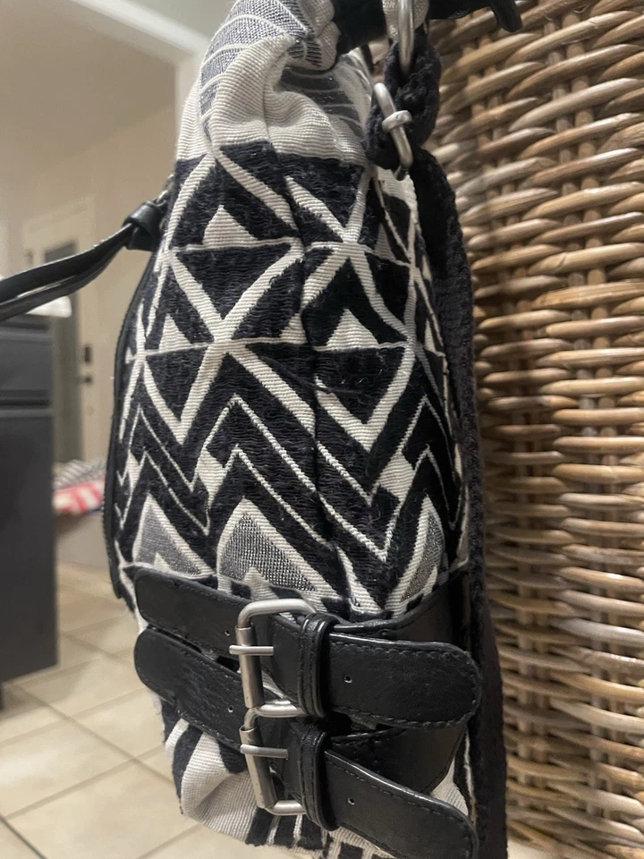 American Eagle Black White Tote bag Faux Leather Casual Chic Vintage Inspired - Image 4 of 4