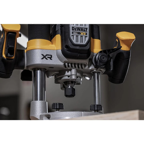 DeWalt DCW620B 20V MAX XR 2-1/4 HP Brushless Cordless Plunge Router - Bare Tool - Picture 9 of 11