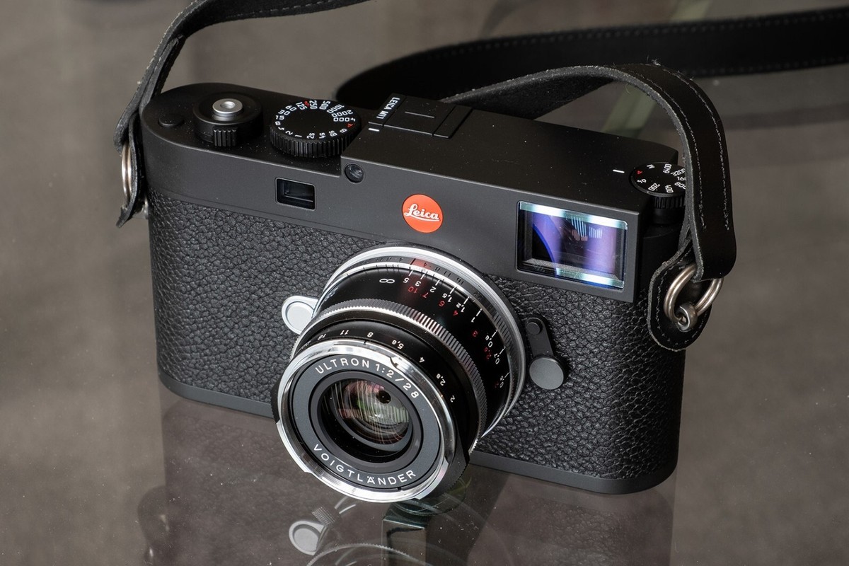 VOIGTLANDER Ultron Vintage Line 28mm f/2 Aspherical Type II VM