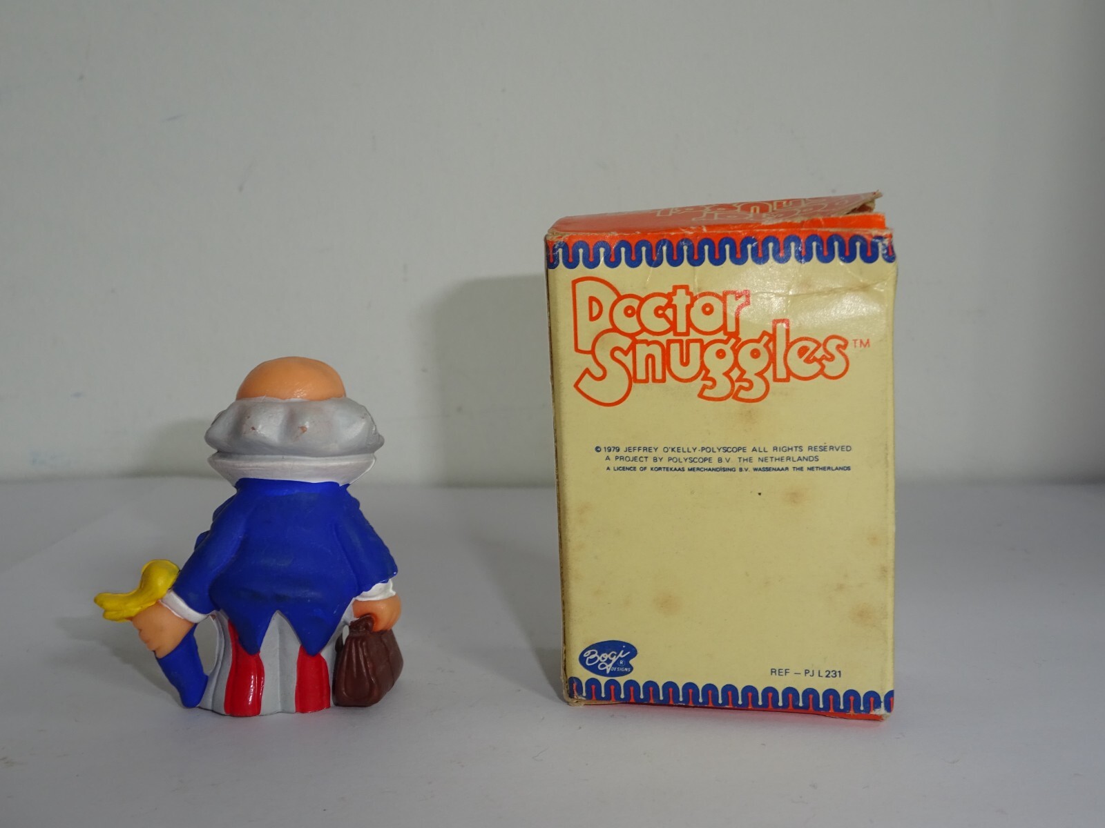 PVC Doctor Snuggles Doctor Snuggles - Bogi MIB in Box - Doctor (C184)