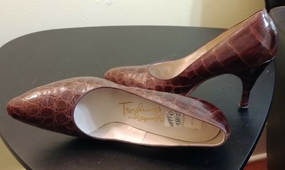 vintage womens alligator shoes