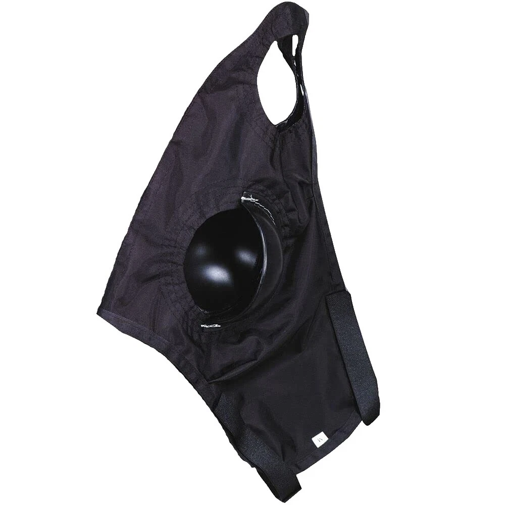 Черные лошадиные капюшоны и чехлы на шею