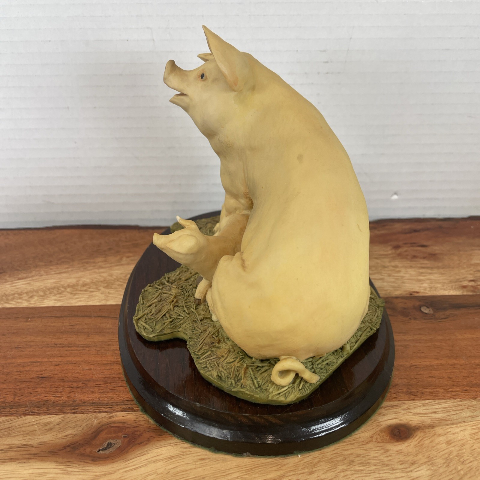 Aynsley MasterCraft Hand Painted Pig and Piglets Ornament Piglets Figurine 5"