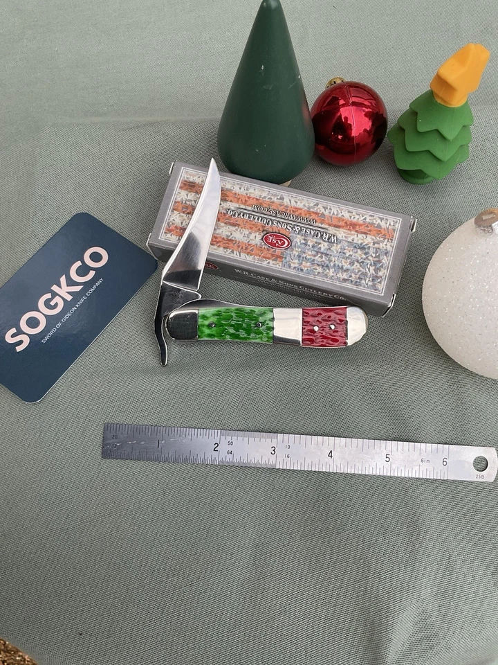 Нож Case Russlock с гравировкой на лезвии Christmas Scripture 61953L SS красный/Grn - Изображение 4 из 4