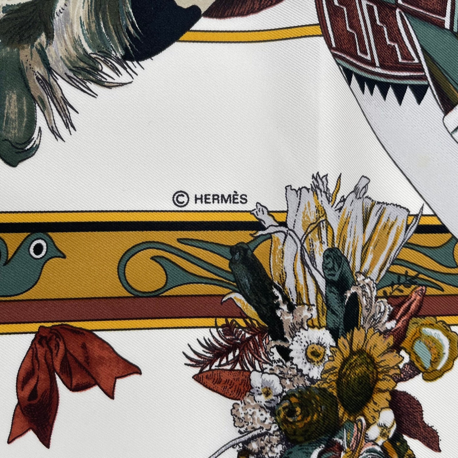 Excellent HERMES Carré 90 Silk Scarf “Kachinas”White – With Box image 9