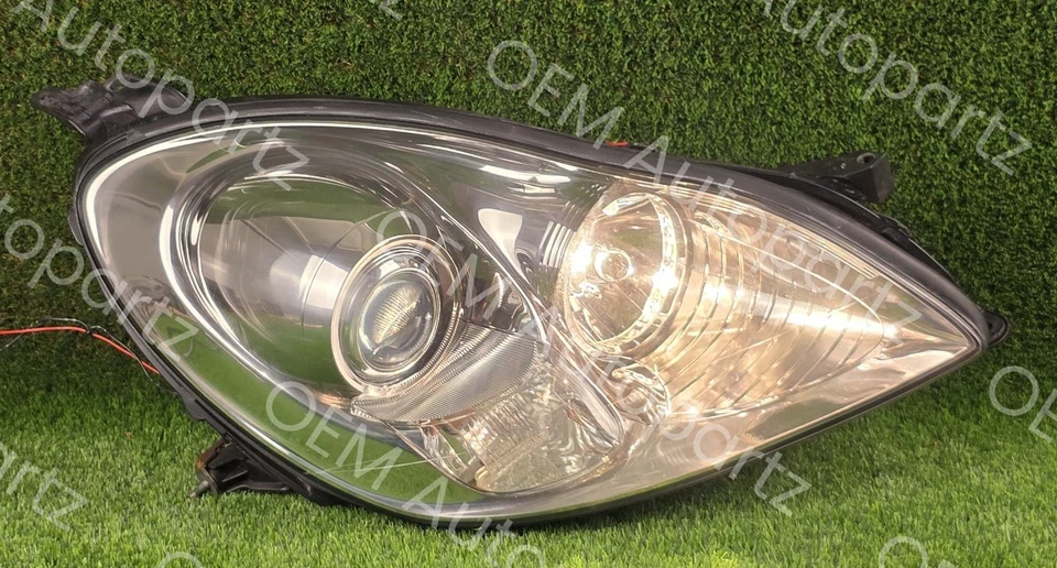 Faro lateral derecho pasajero Lexus SC430 2006-2010 FABRICANTE DE EQUIPOS ORIGINALES usado Foto 2 de 4