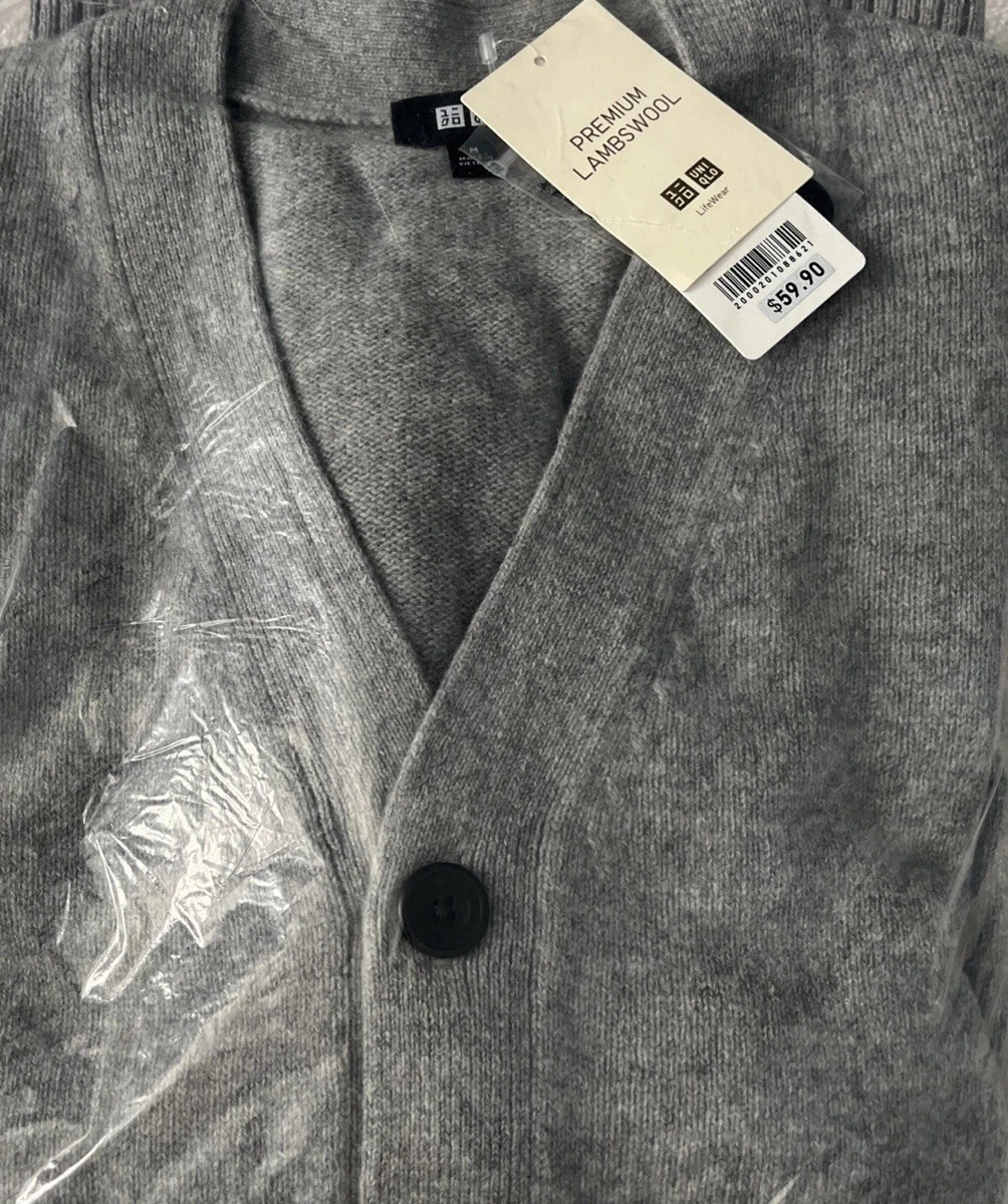 Cárdigan Uniqlo Lana de Cordero Cuello en V Gris Claro Talla M Nuevo en Paquete Calidad de Regalo