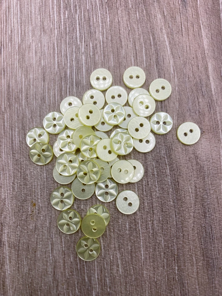 Trimits 11mm Star Buttons Baby Cardigans Handmade Knitting Sewing 11 Colours - Image 2 of 4