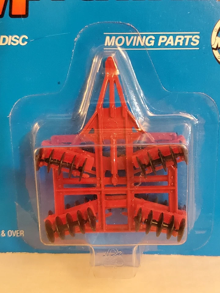 Ertl 1:64 Case IH Wing Disc Farm Machine 1862 - Image 3 of 4