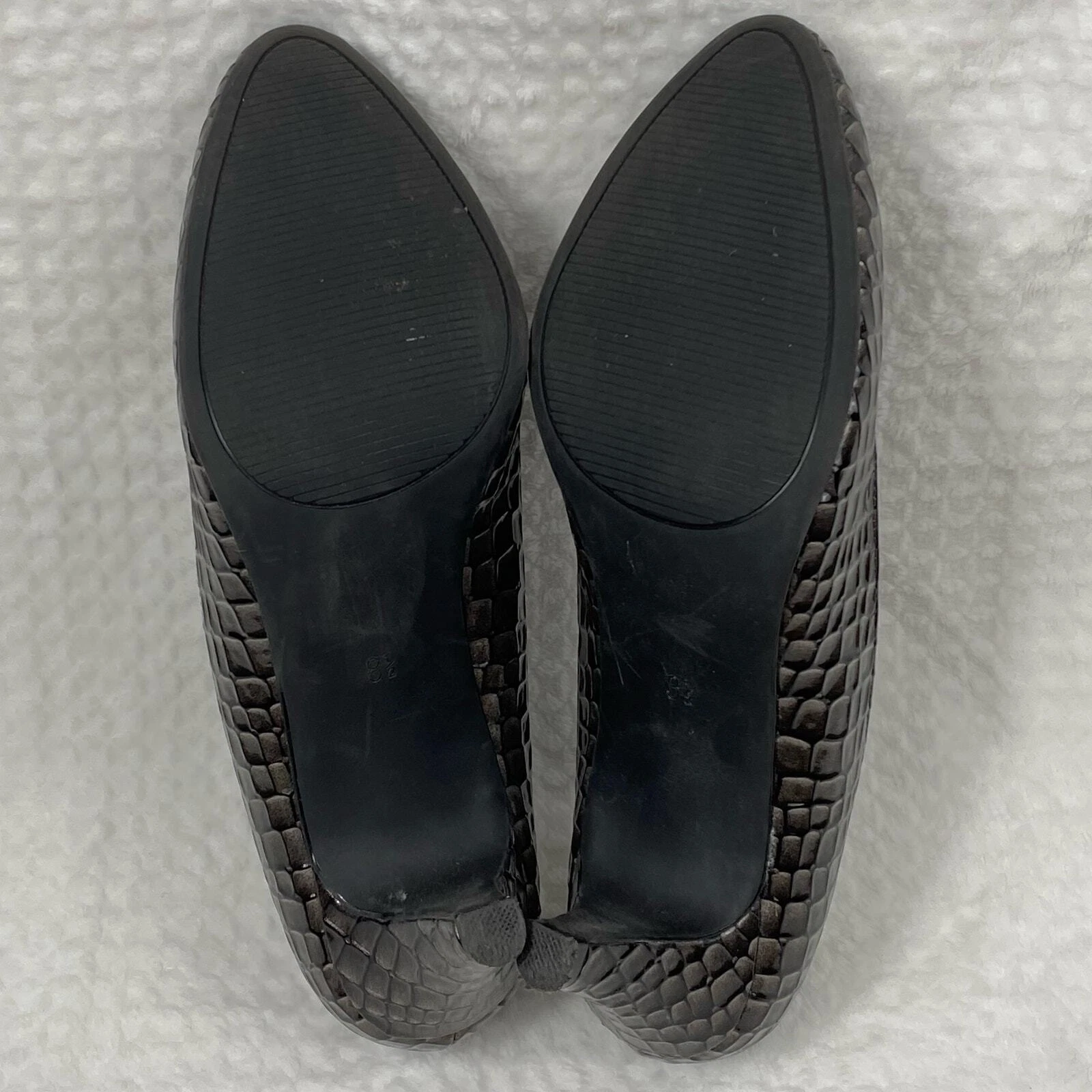 Scarpe décolleté Coach & Four Heels taglia 8 5 grigie stampa coccodrillo finta punta mandorla carriera ufficio