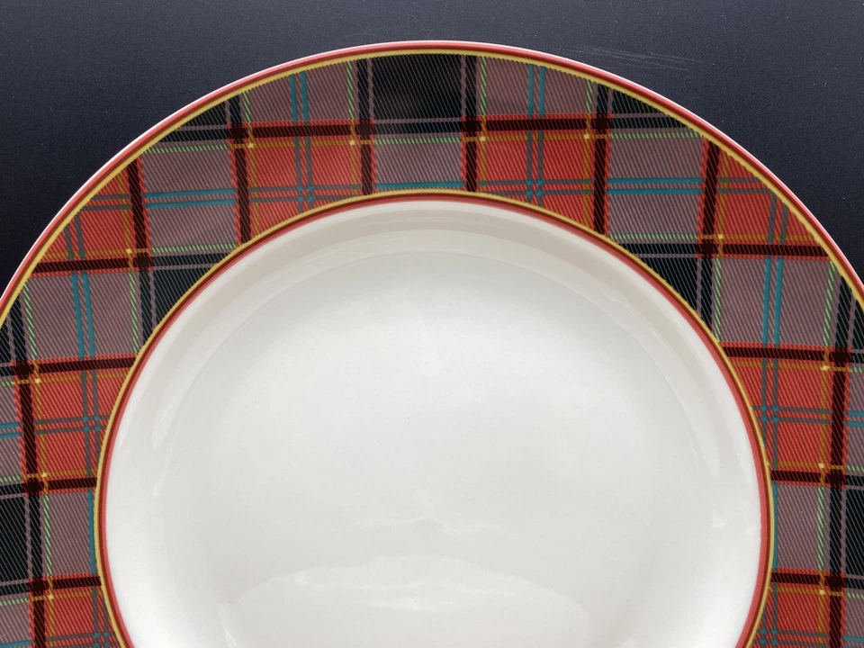 SPODE Рождественская елка тартан узор 10,5» обеденные тарелки красный/черный (комплект из 4) новый - Изображение 3 из 4