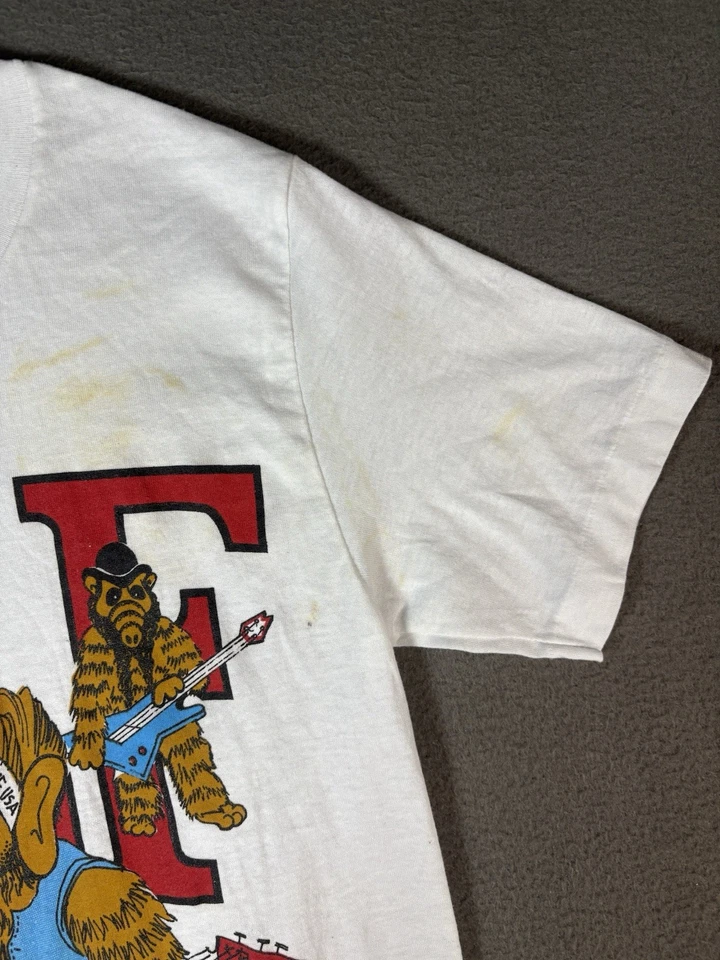 Vintage ALF Rocks T Shirt Single Stitch 80s Retro TV Music Fits Size XS - Image 4 of 4