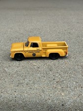 Greenlight County Roads Series 1 1965 Dodge D-100 Sweptline   621