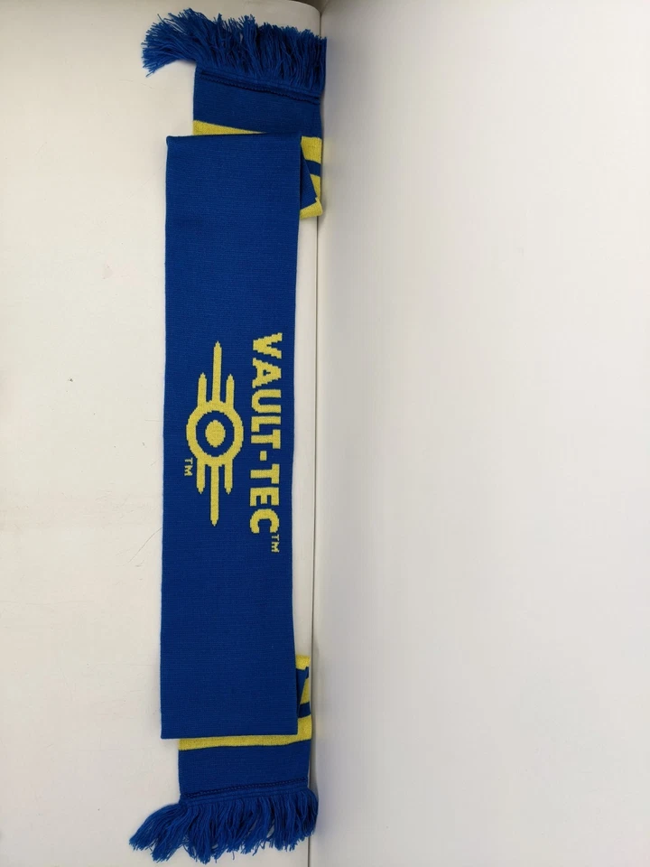 Caja de coleccionista Fallout Culturefly 2018 bufanda maceta calcetines de vidrio y más Foto 3 de 4