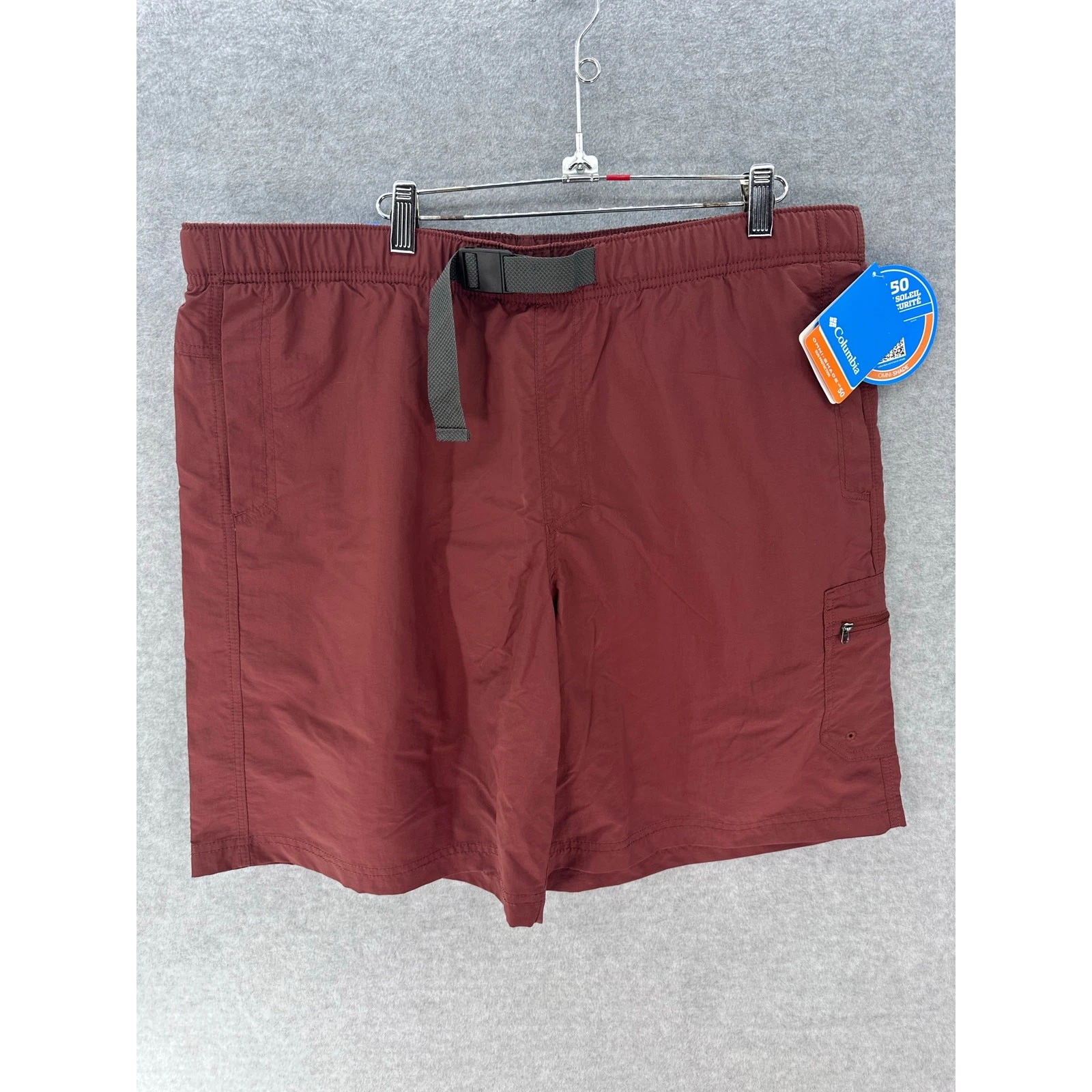 NWT Columbia Men's sz XL Omni Shade Relaxed Fit Shorts Burgundy Fishing Beach