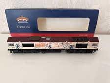Bachmann Branchline 32-979U Class 66/7 66721 Transport For London (Tube Map)