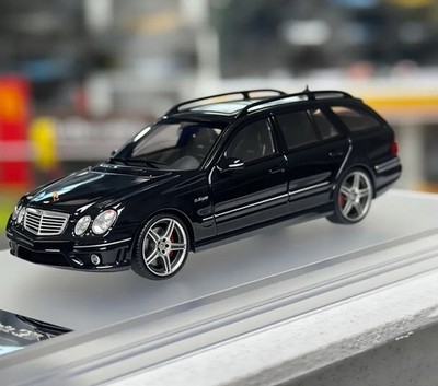 King 1:64 Black E63 AMG Estate S211 Wagon Sports Model Diecast Metal Car
