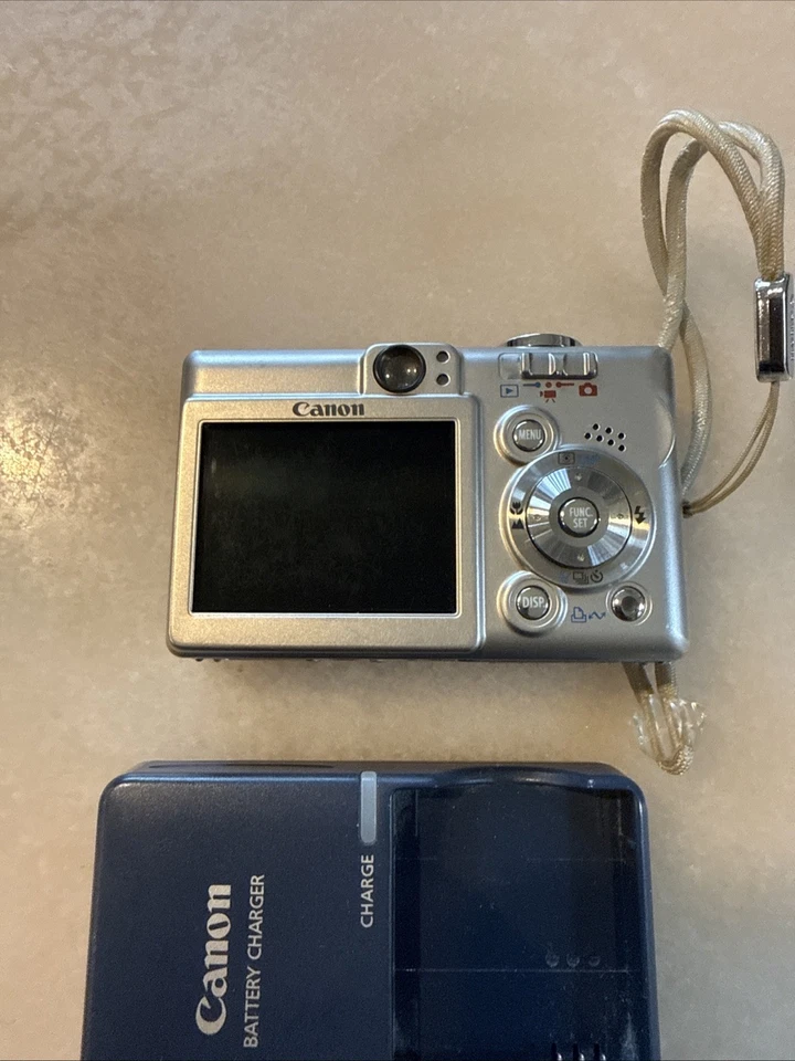 佳能 PowerShot SD400 数码 ELPH (PC1150) 银色 500 万像素 3 倍数码相机 可正常工作 — 第 3/4 张图片