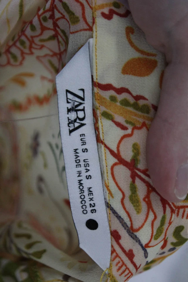 Blusa Boho Para Mujer Zara Floral Paisley Mezcla Seda Cuello Abotonada Talla S Foto 4 de 4