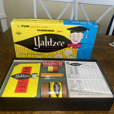 Yahtzee an Exciting Game 1961 Lowe complete, in good condition
