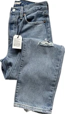 Levi's Premium Women's Wedgie Straight Jeans Size: 26 x 26