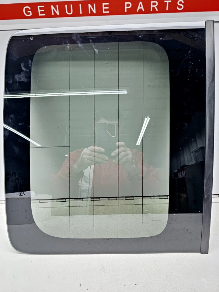 2004-2006 SCION XB PASSENGER RIGHT REAR QUARTER GLASS WINDOW W/ ANTENNA GENUINE Foto 2 de 4