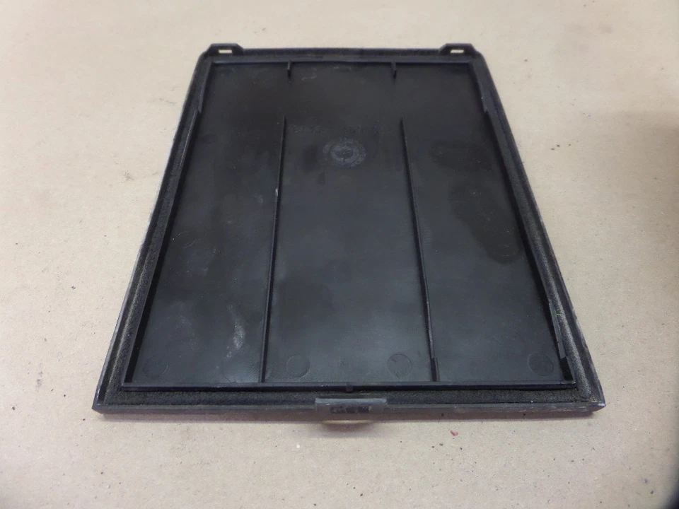 1988 BMW K75 T FUSE BOX W/ LID COVER — 第 3/4 张图片