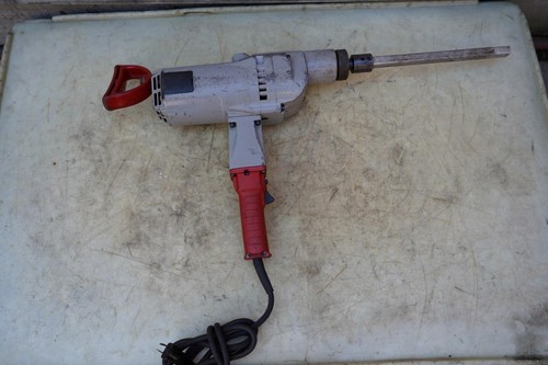 MILWAUKEE Heavy Duty Super Hole Shooter 