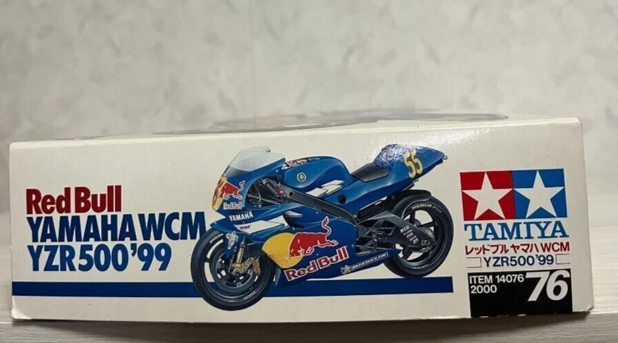 Tamiya Red Bull Yamaha WCM YZR500 99 1/12 Scale Plastic Tamiya Red Bull Yamaha WCM YZR500 99 1/12 Scale Plastic