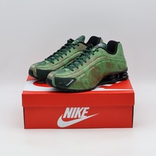 IQ0636-300 Nike Shox R4 Noble Green and Team Kelly Green Men's